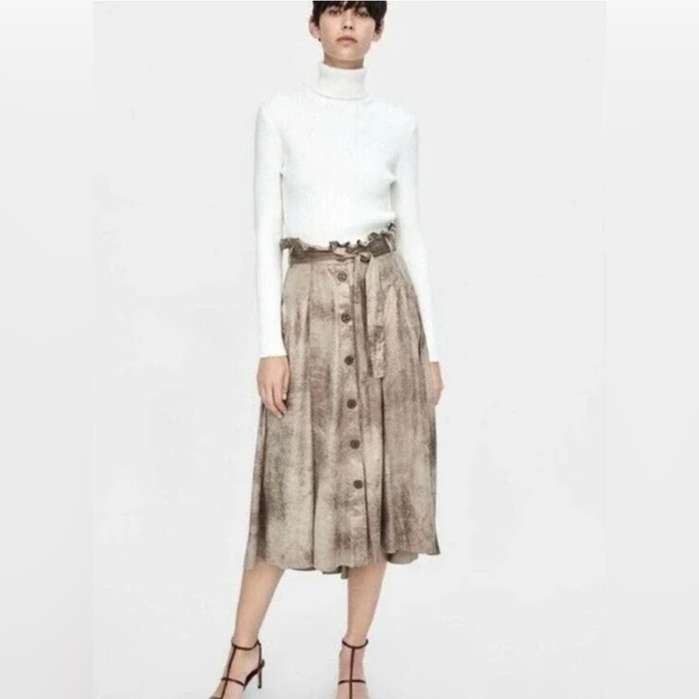 Zara Basic Metallic Gold Button Front Belted Faux… - image 1